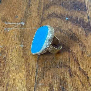 Turquoise and gold ring